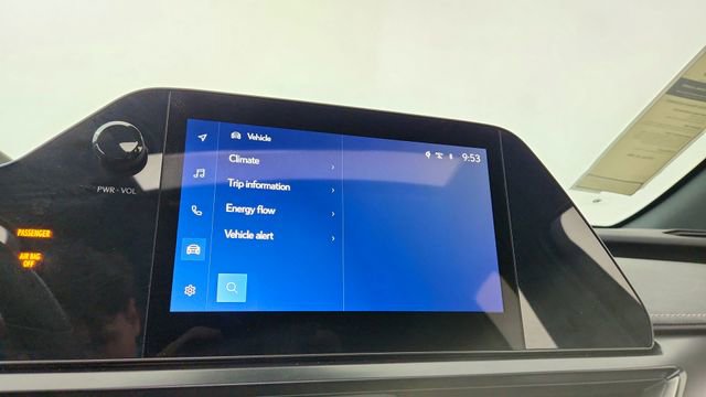 Used 2024 Lexus UX 250h FWD image 46