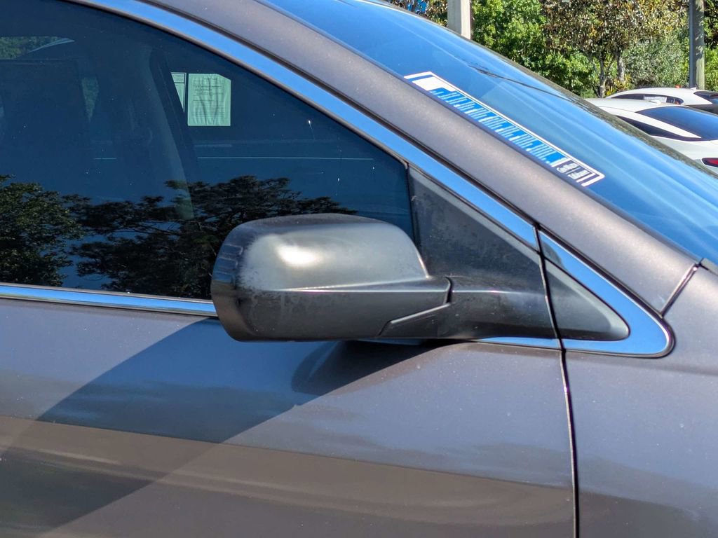 Used 2015 Honda CR-V LX image 11