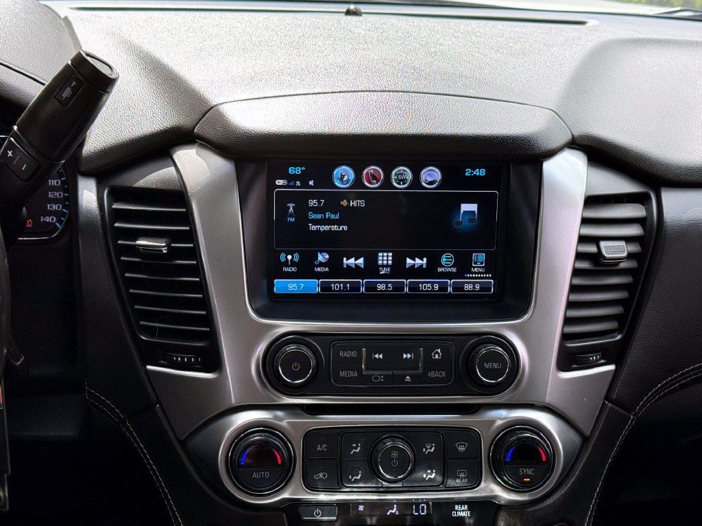 Used 2018 Chevrolet Suburban LT AWD/4WD image 29