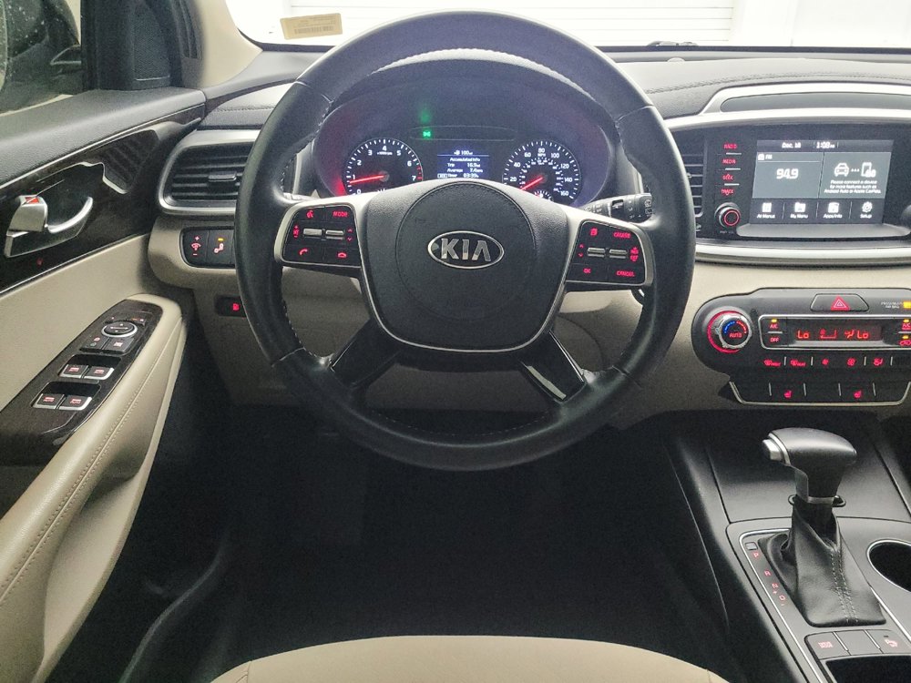 Used 2020 Kia Sorento S image 22