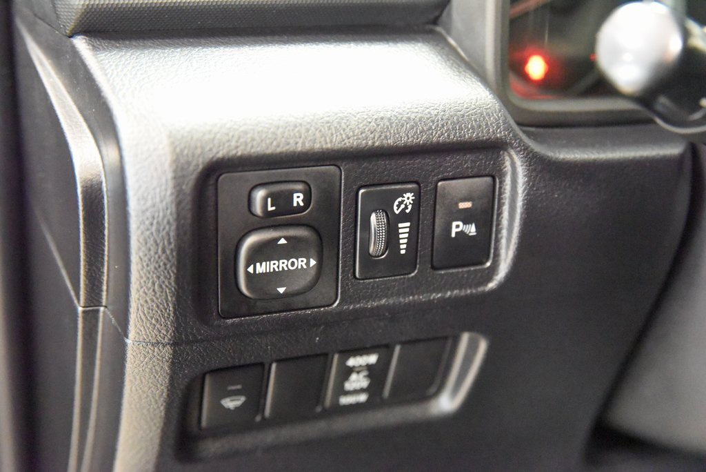 Used 2018 Toyota 4Runner Limited image 19