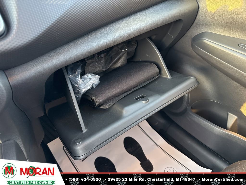 Used 2025 Nissan Kicks Play S image 20