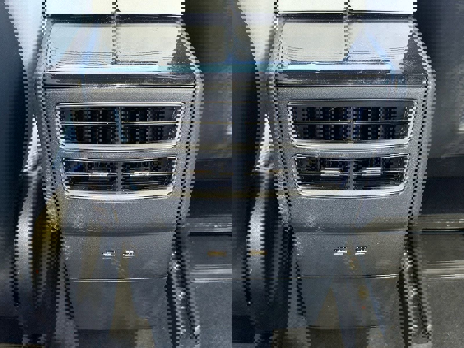 Used 2020 Tesla Model S Long Range AWD/4WD image 31