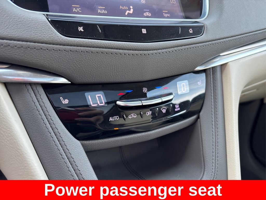 Used 2020 Cadillac XT5 Premium Luxury w/ LPO, Floor Liner Package FWD image 33