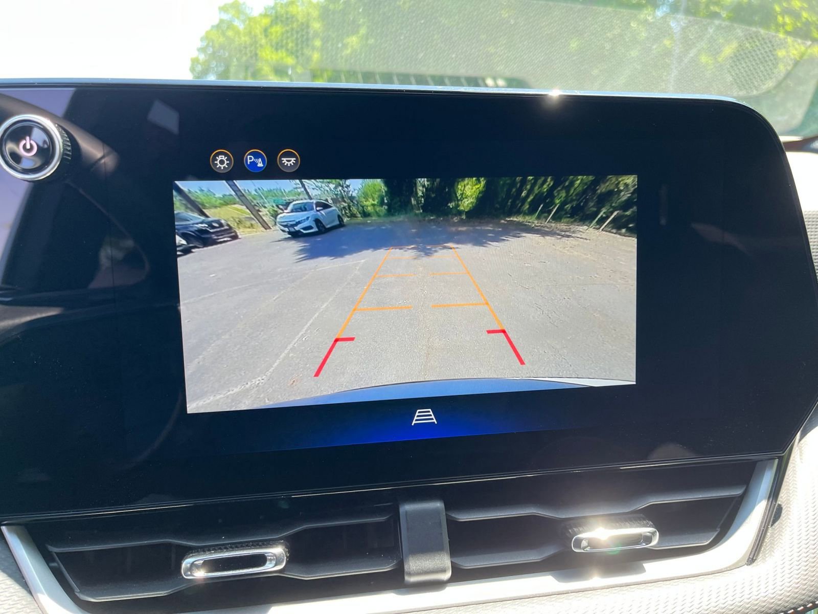 Used 2025 Chevrolet Equinox LT FWD image 27