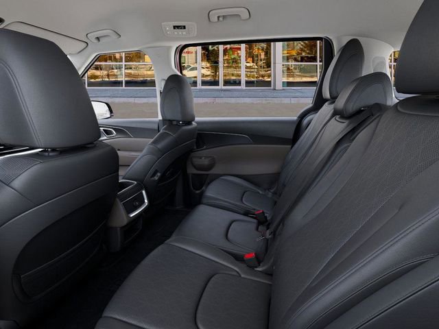 New 2026 Kia Carnival LXS image 18