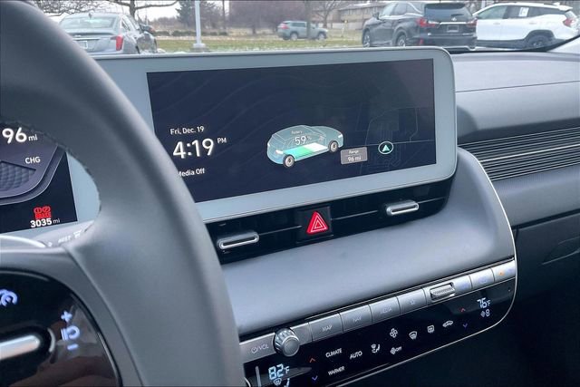 Certified 2024 Hyundai Ioniq 5 SE image 7