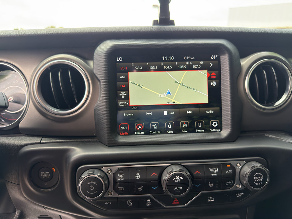 Used 2022 Jeep Gladiator Rubicon w/ LED Lighting Group AWD/4WD image 18