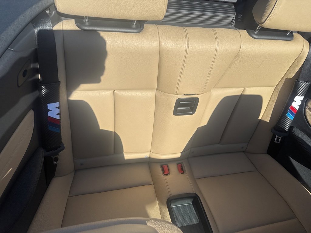 Used 2012 BMW 135i Convertible image 39