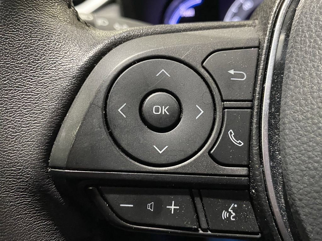 Used 2022 Toyota RAV4 XSE AWD/4WD image 12