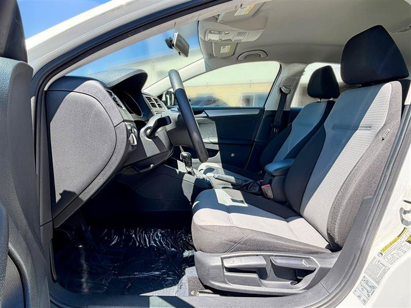 Used 2017 Volkswagen Jetta S w/ Jetta S Cold Weather Package FWD image 6