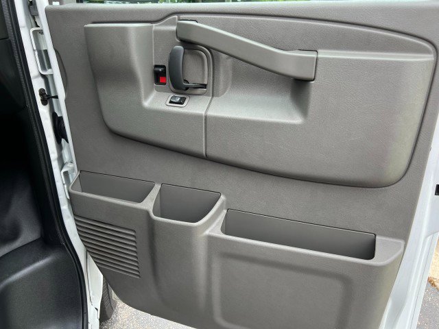 Used 2019 GMC Savana 2500 w/ Driver Convenience Package image 17