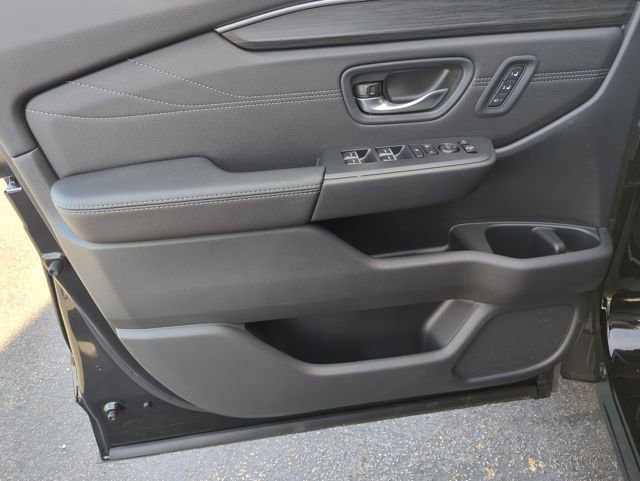 New 2026 Honda Pilot Touring image 11