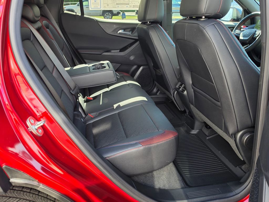 New 2026 Chevrolet Equinox RS w/ Safety and Technology Package AWD/4WD image 19