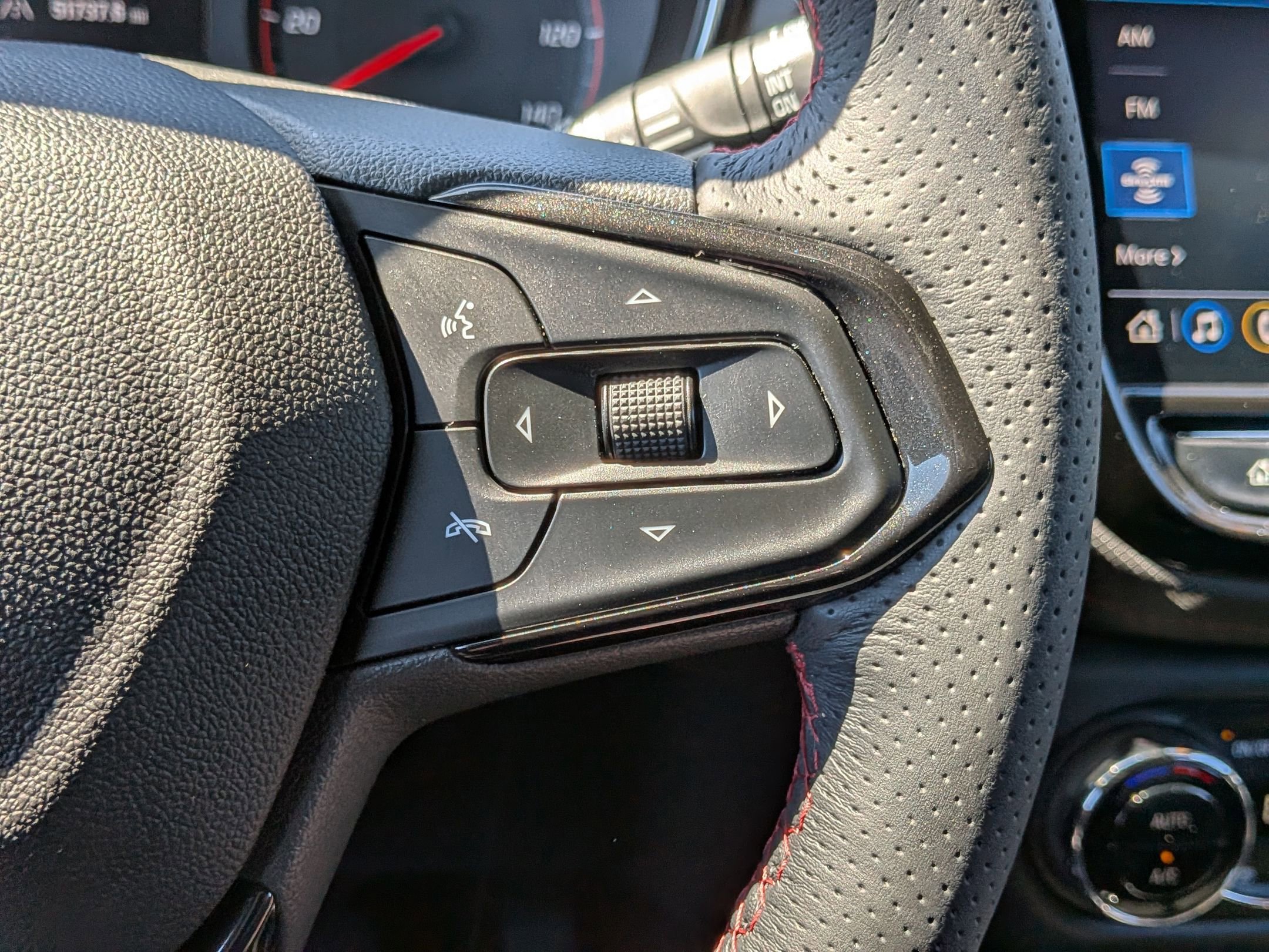 Used 2021 Chevrolet TrailBlazer RS w/ Convenience Package FWD image 15