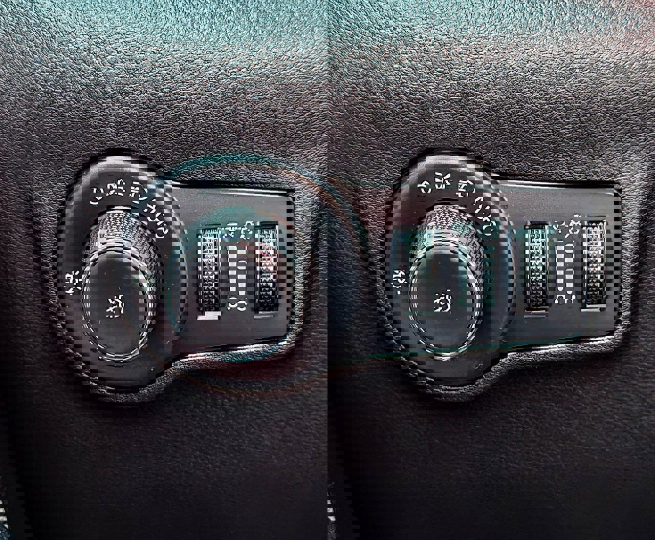 Used 2023 Jeep Compass Latitude w/ Convenience Group image 28