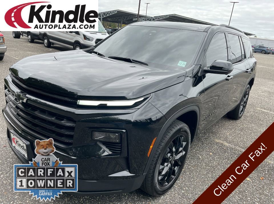 Used 2024 Chevrolet Traverse LT w/ Midnight/Sport Edition