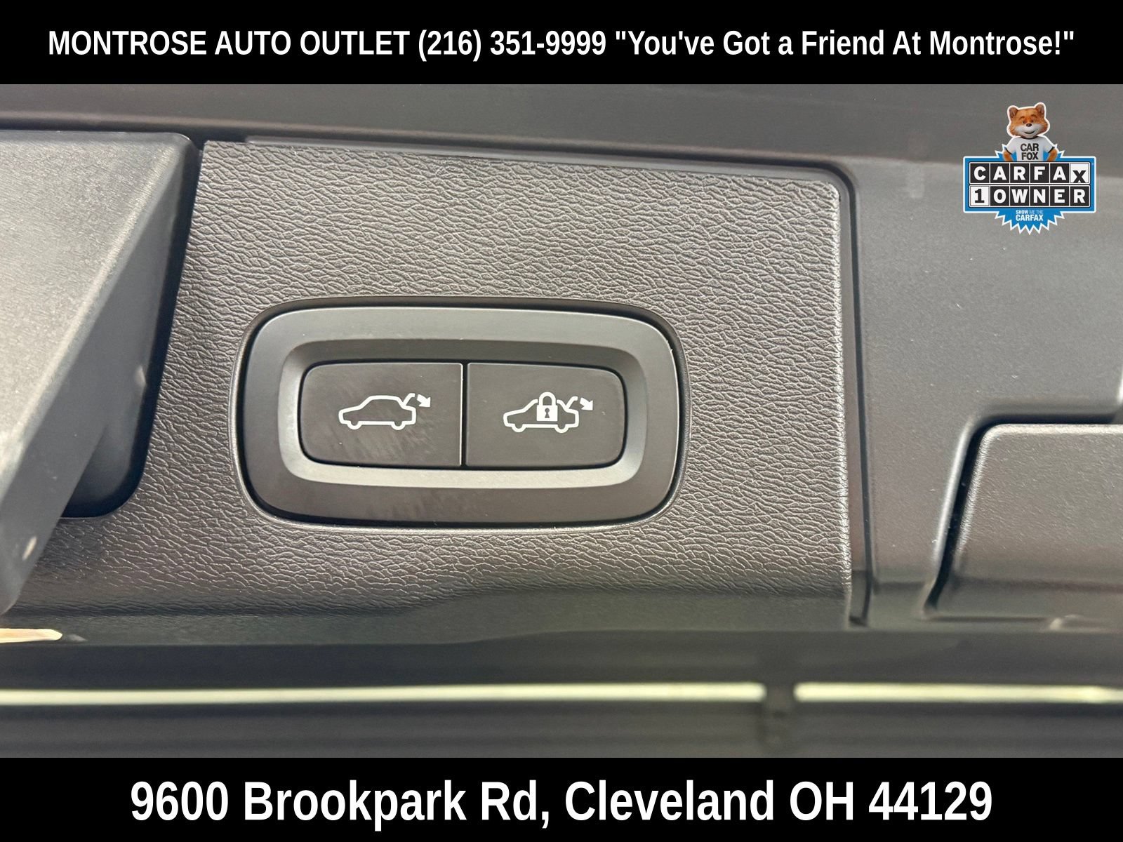 Certified 2023 Volvo XC60 B5 Ultimate w/ Climate Package AWD/4WD image 42