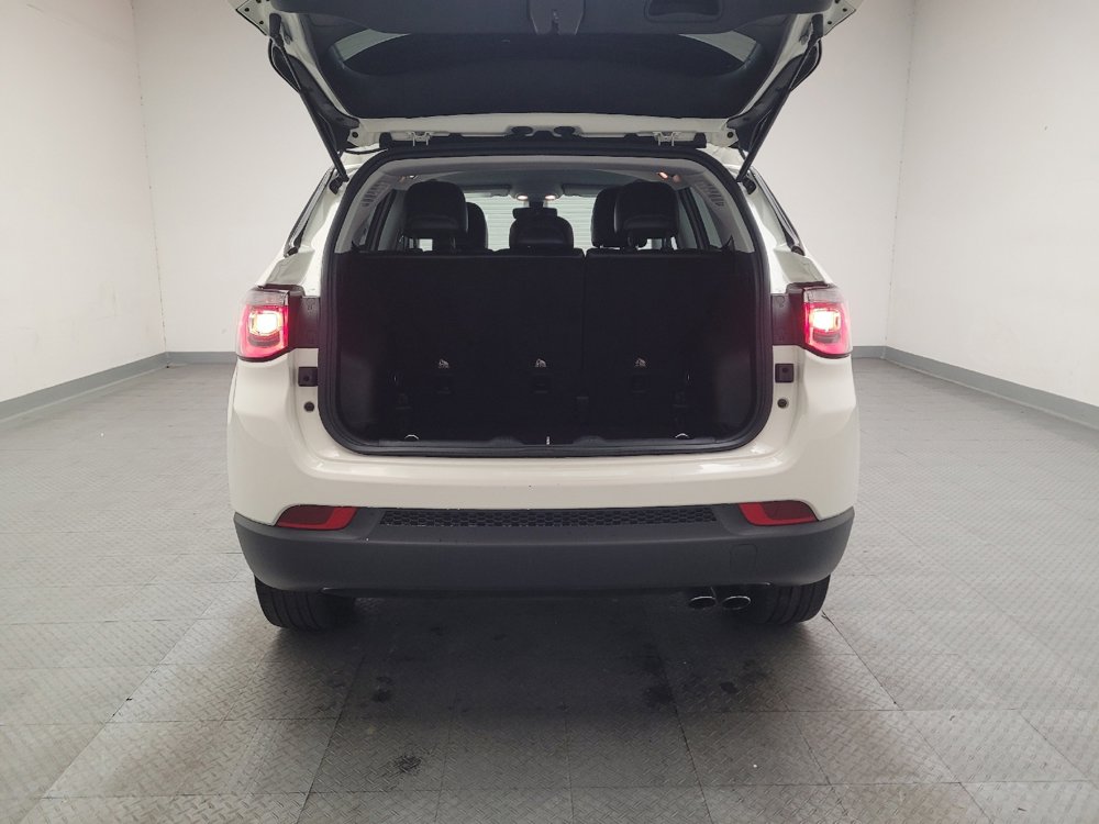 Used 2018 Jeep Compass Altitude w/ Popular Equipment Group image 29