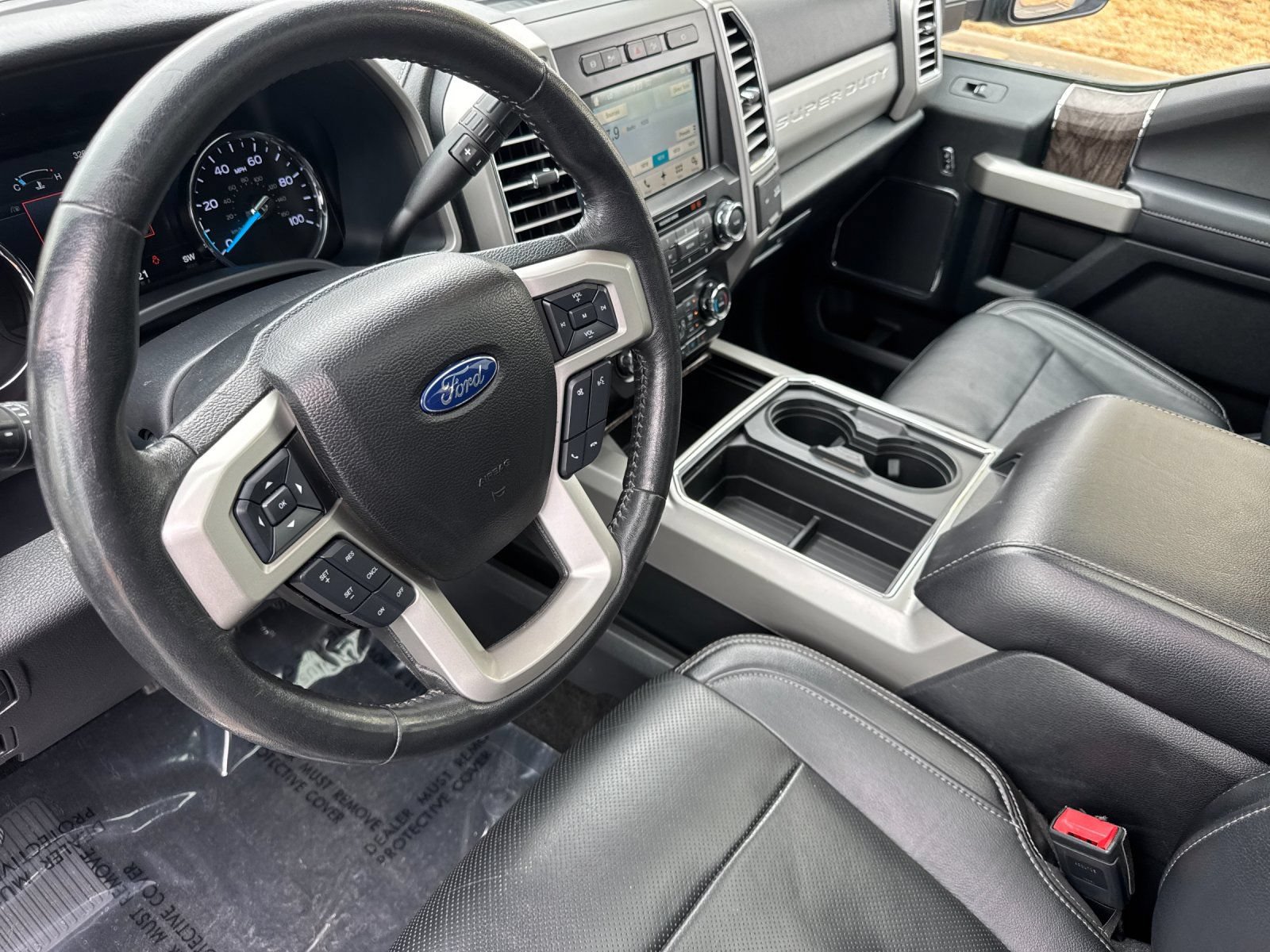 Used 2017 Ford F250 Lariat w/ Lariat Ultimate Package AWD/4WD image 10