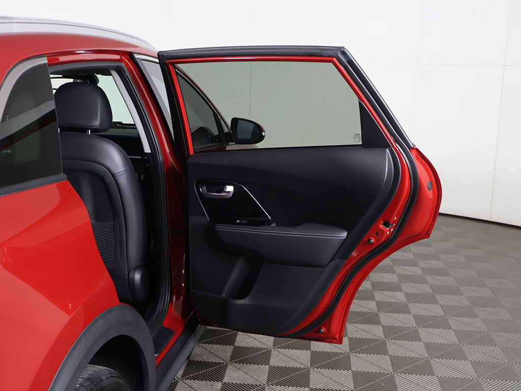 Used 2022 Kia Niro EX FWD image 24