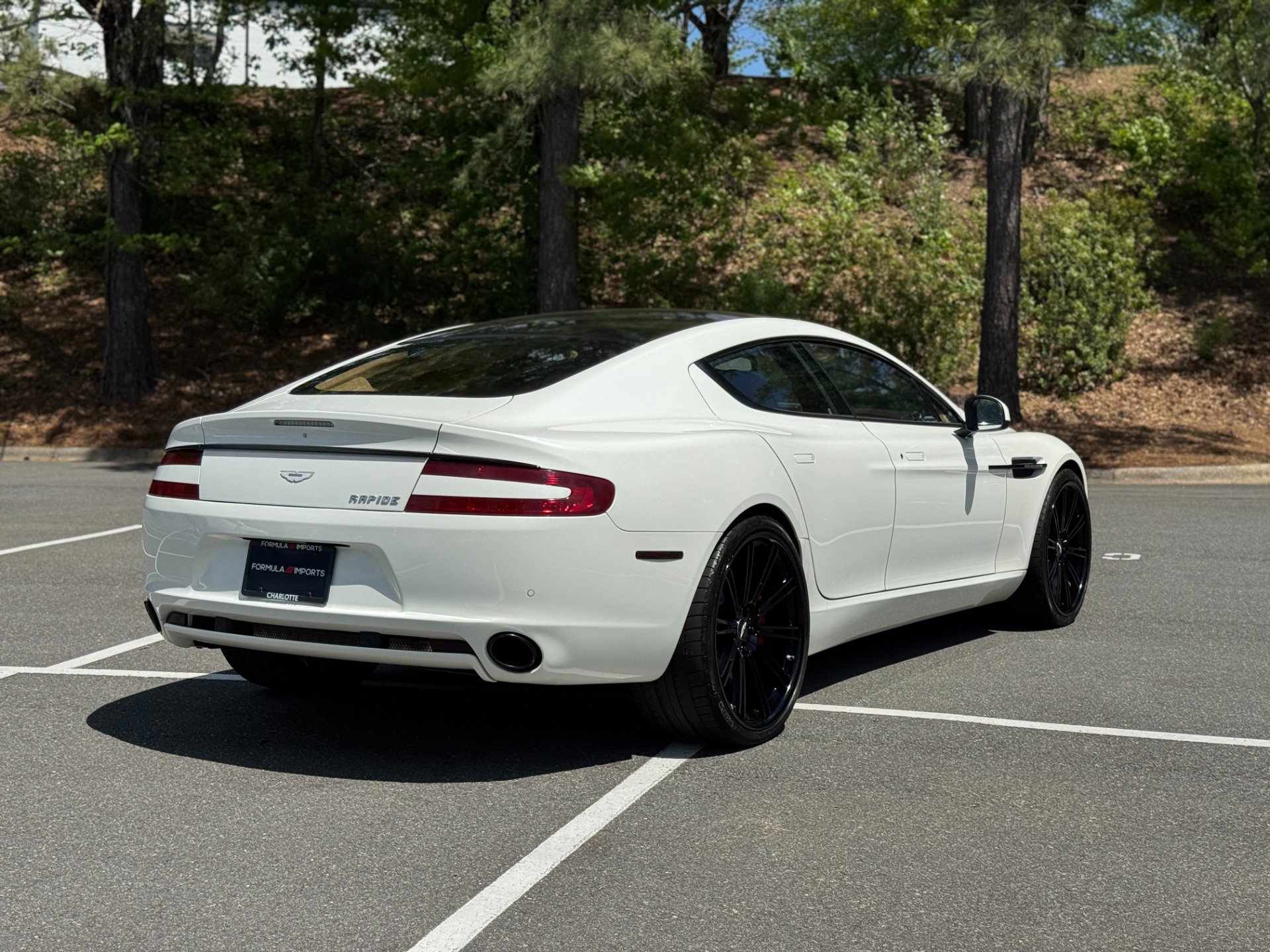 Used 2011 Aston Martin Rapide RWD image 12