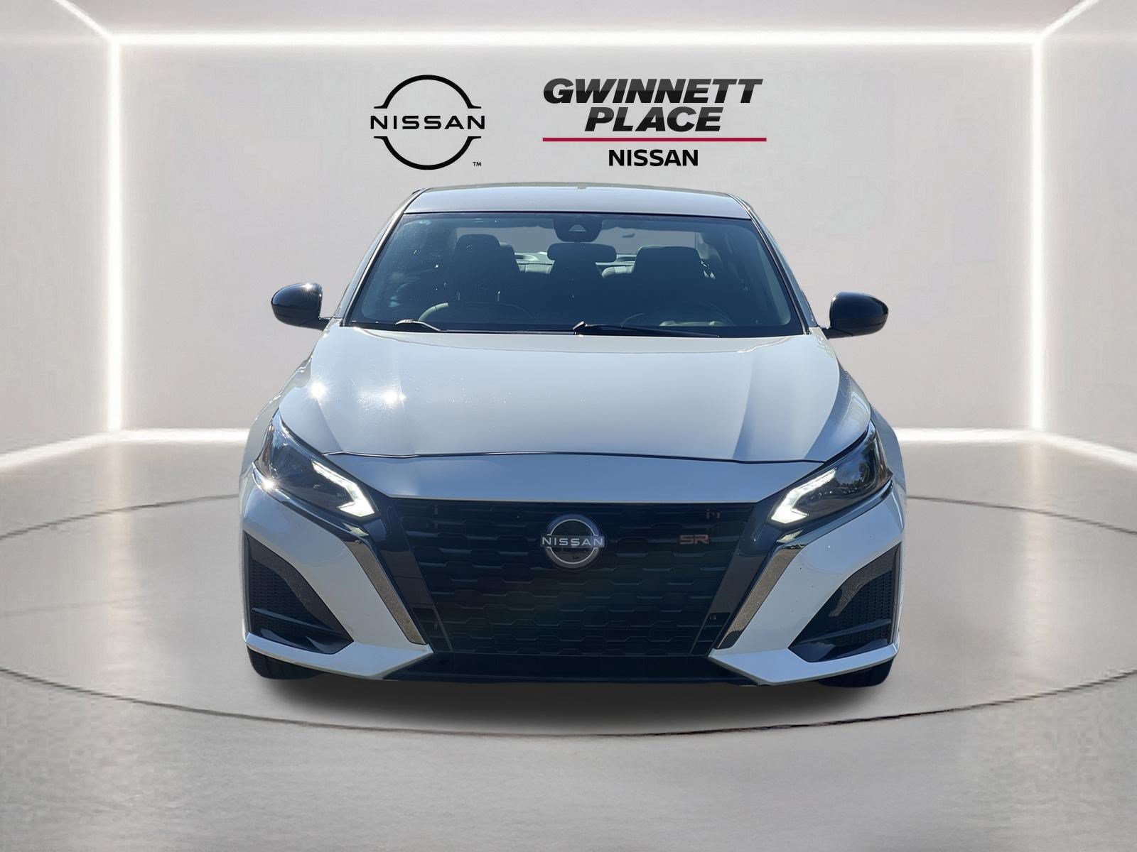 Used 2024 Nissan Altima 2.5 SR FWD image 27