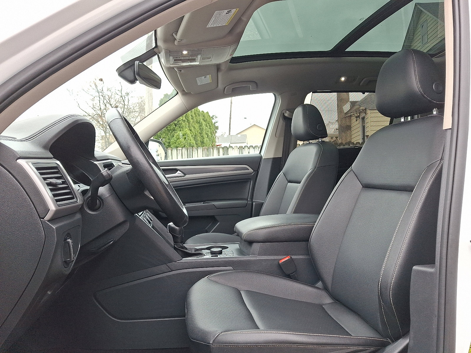 Used 2021 Volkswagen Atlas SE w/ Panoramic Sunroof Package image 13