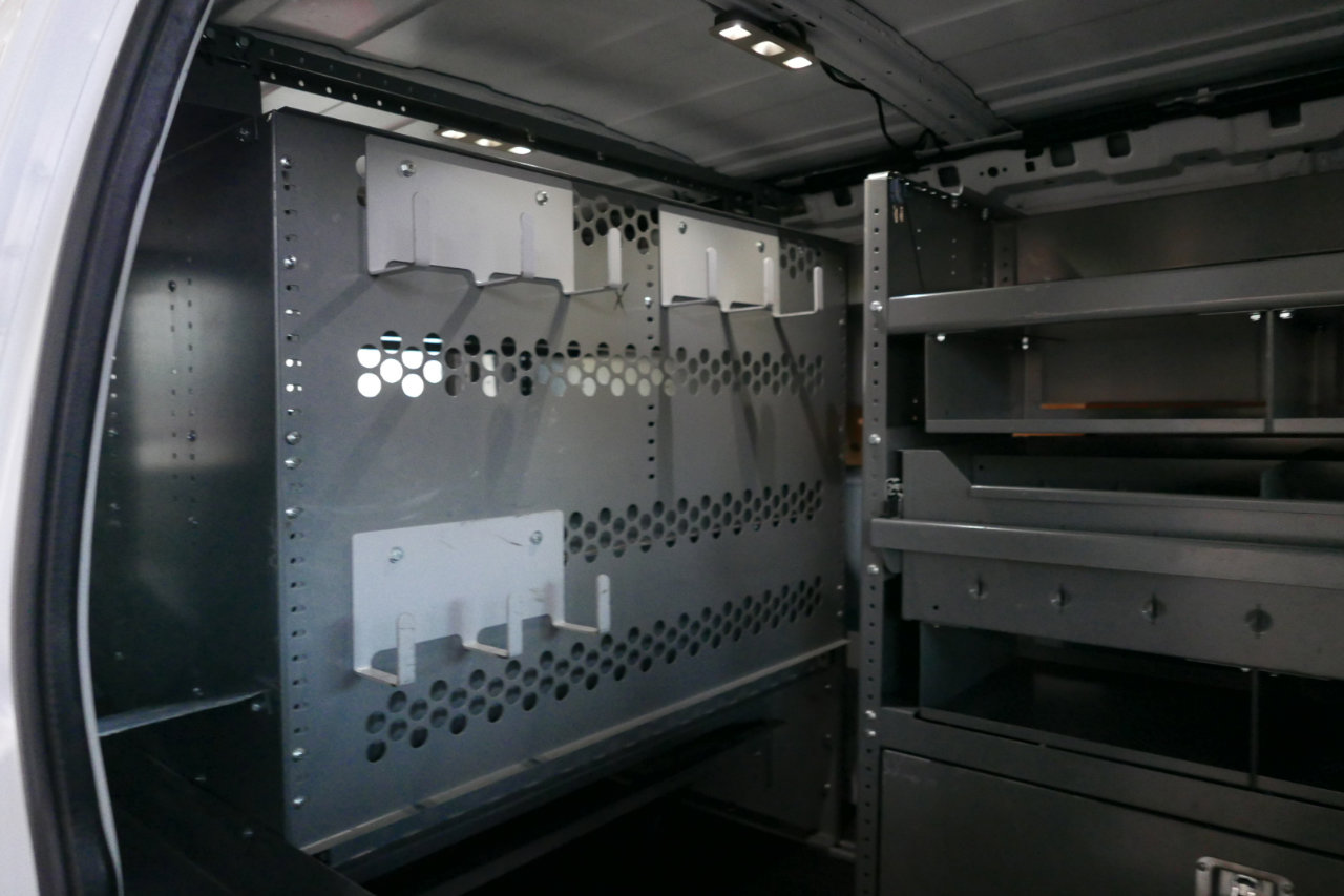 Used 2018 Chevrolet Express 2500 w/ Driver Convenience Package image 20