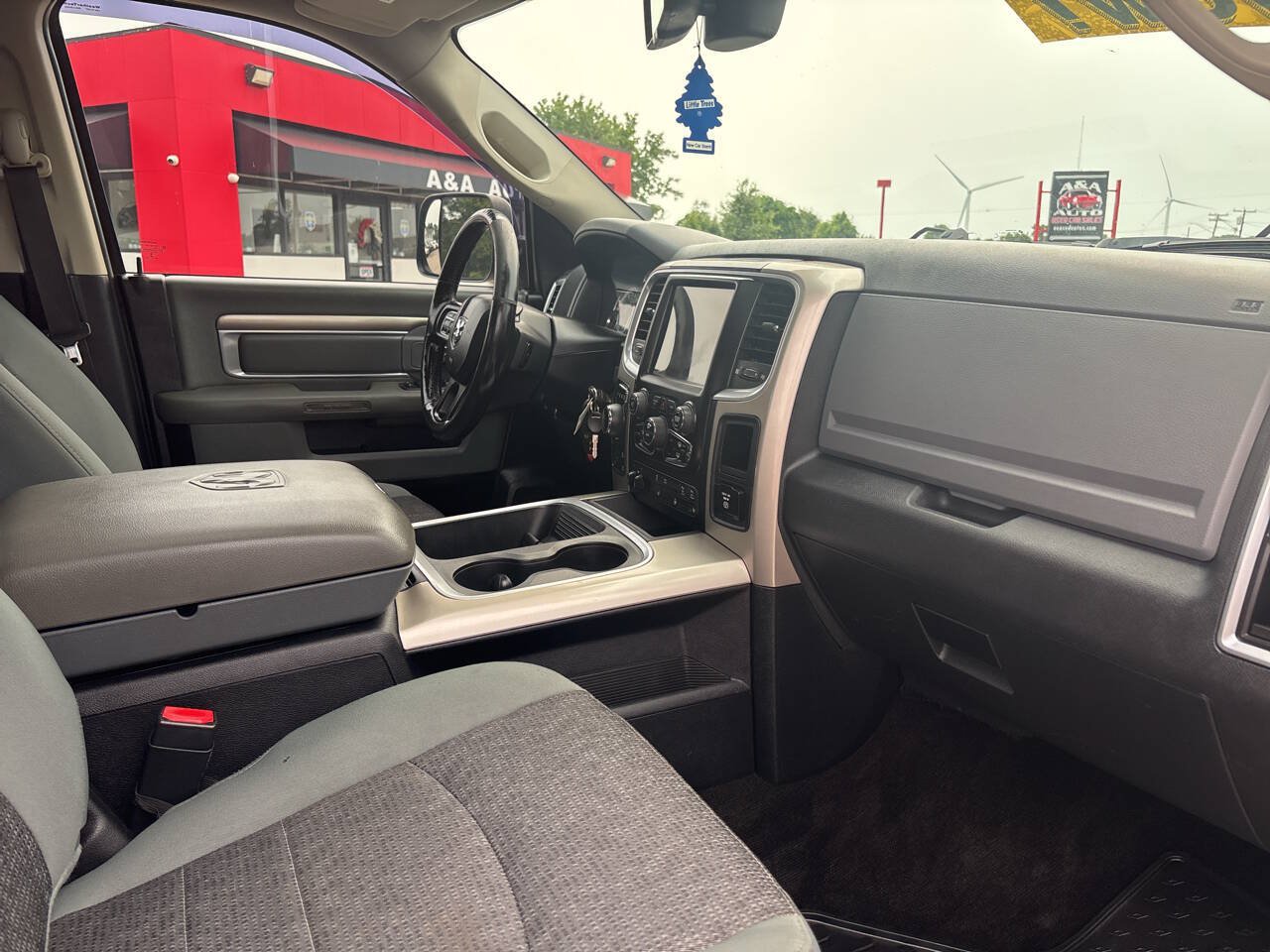 Used 2016 RAM 1500 Outdoorsman AWD/4WD image 21