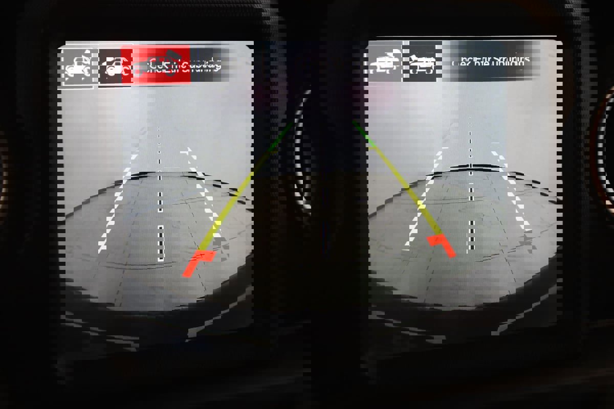 Used 2021 Jeep Wrangler Unlimited Rubicon 4xe w/ Steel Bumper Group image 10