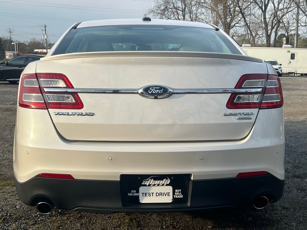 Used 2015 Ford Taurus Limited w/ Equipment Group 301A image 4
