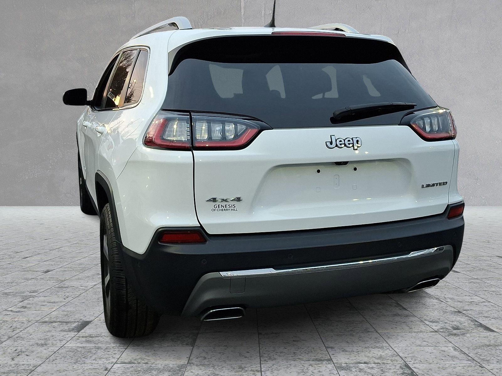 Used 2021 Jeep Cherokee Limited w/ Elite Package image 8