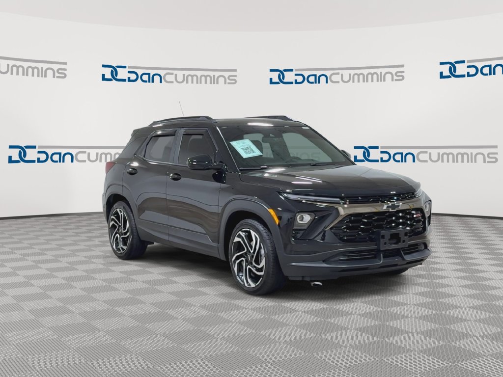Used 2026 Chevrolet TrailBlazer RS w/ Convenience Package FWD image 2