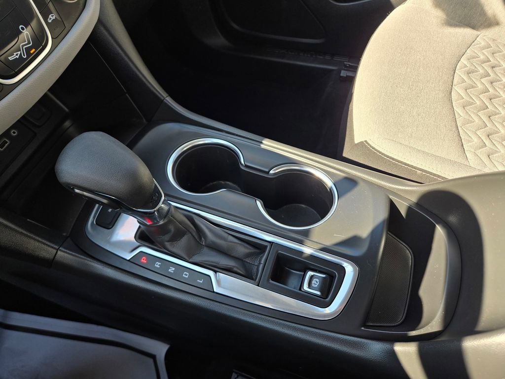 Used 2023 Chevrolet Equinox LS w/ LS Convenience Package image 12