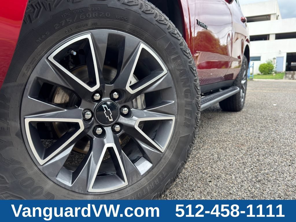 Used 2023 Chevrolet Tahoe Z71 w/ Luxury Package AWD/4WD image 4