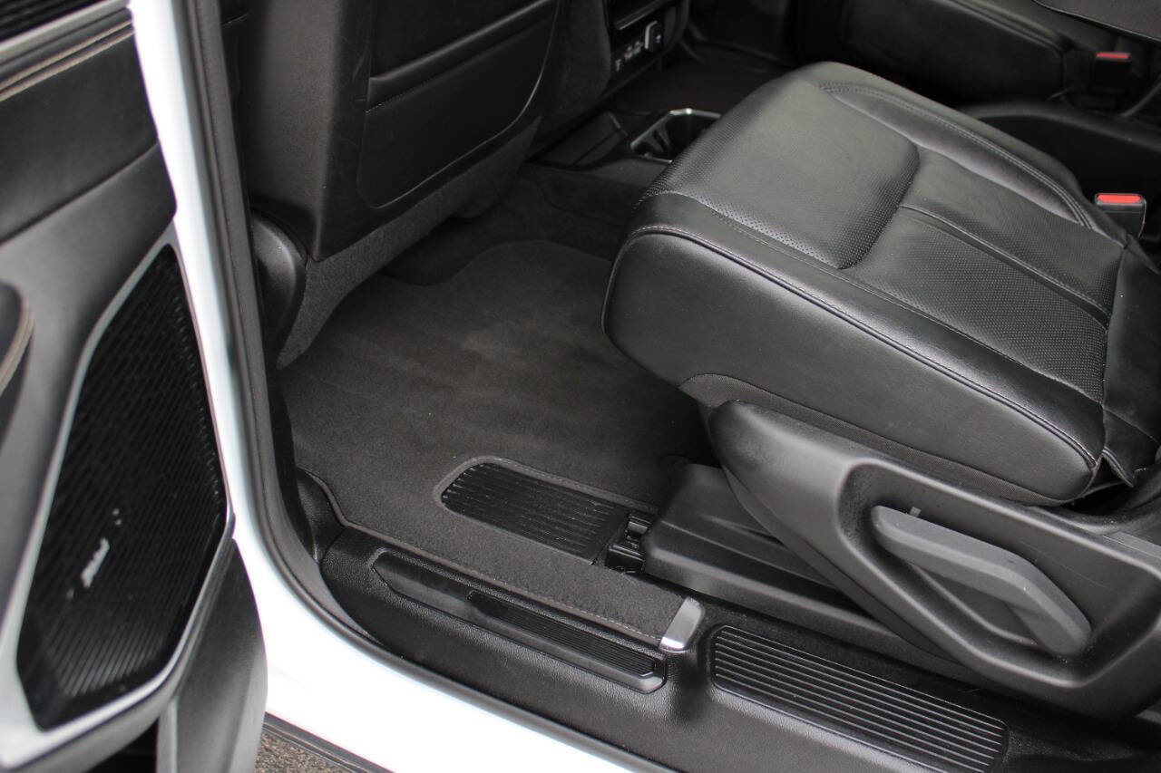 Used 2022 Jeep Wagoneer Series III w/ Premium Group I image 39