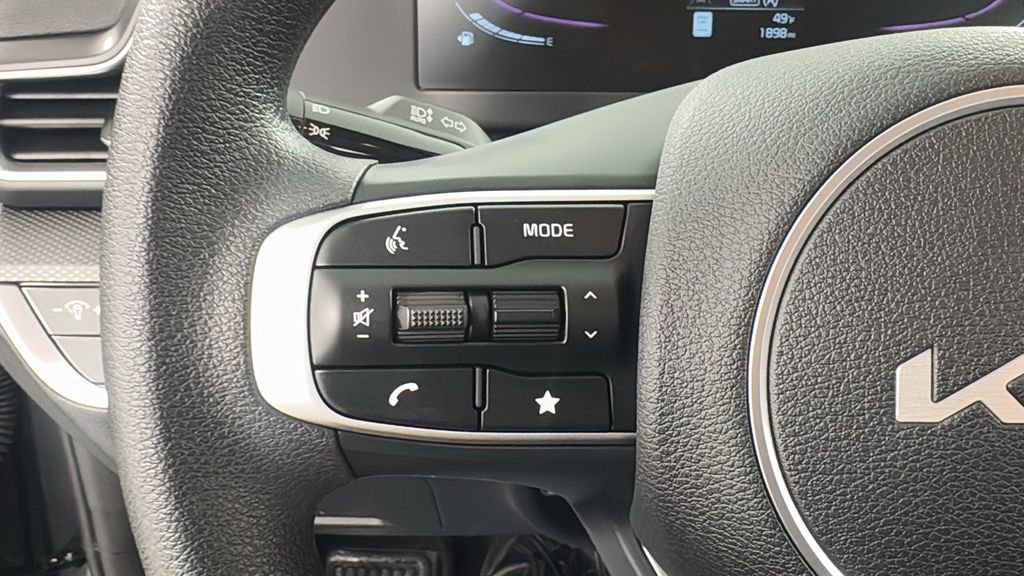 Used 2024 Kia Sportage LX image 21