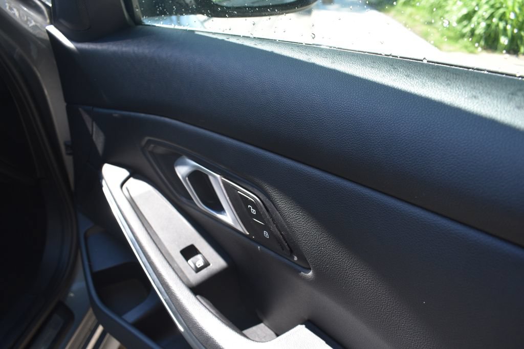 Used 2025 BMW 330i Sedan RWD image 20