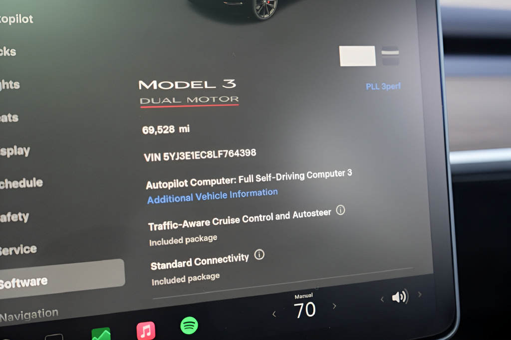 Used 2020 Tesla Model 3 Performance AWD/4WD image 26