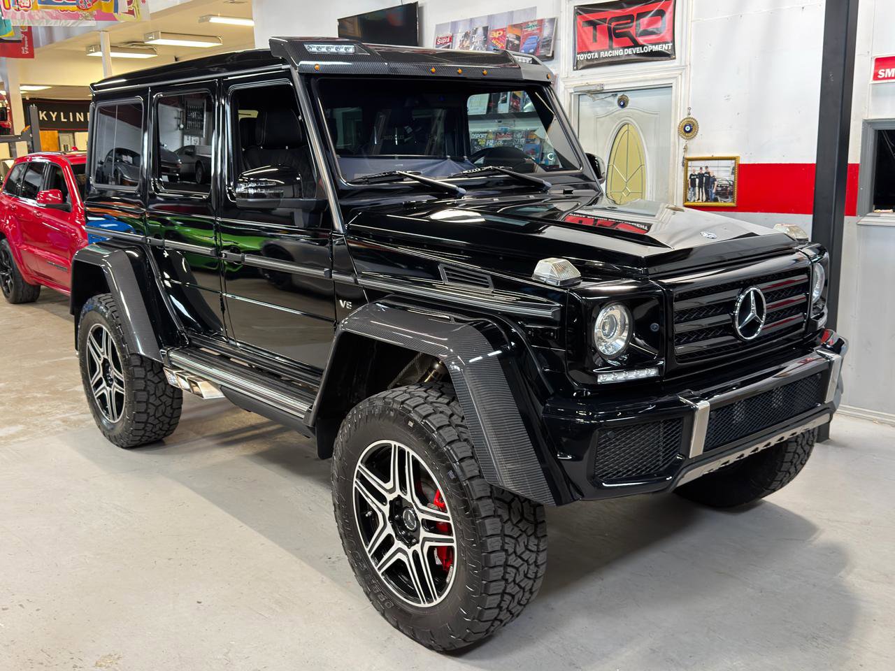 Used 2017 Mercedes-Benz G 550 Squared image 3