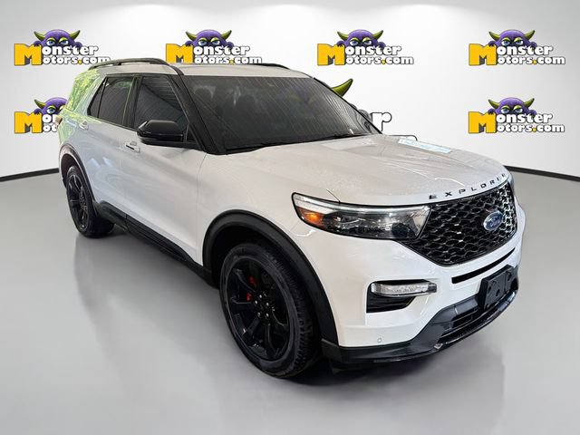 Used 2023 Ford Explorer ST w/ Technology Package AWD/4WD image 3