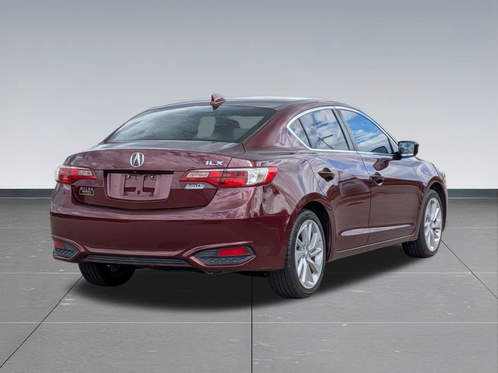 Used 2016 Acura ILX FWD image 6