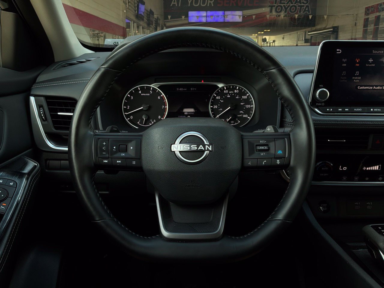 Used 2025 Nissan Rogue SV FWD image 35