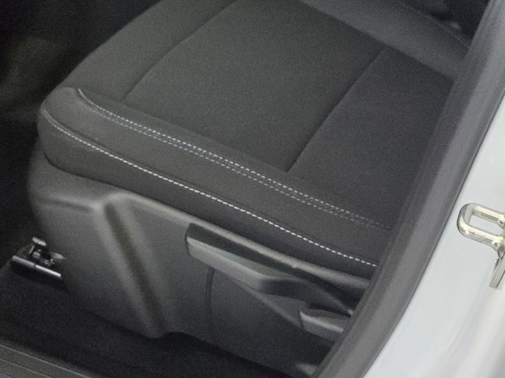 New 2026 Chevrolet Equinox EV LT FWD image 20