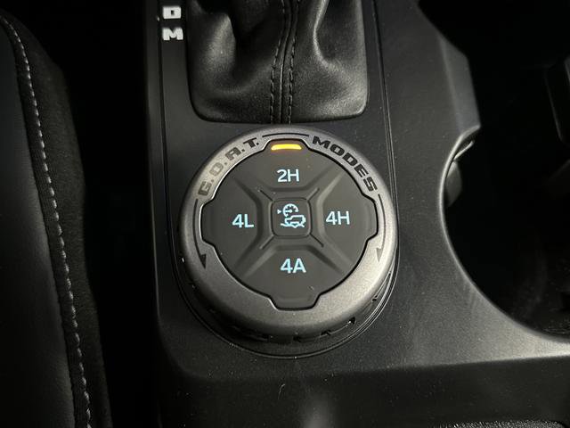 New 2025 Ford Bronco Outer Banks w/ Sasquatch Package image 21