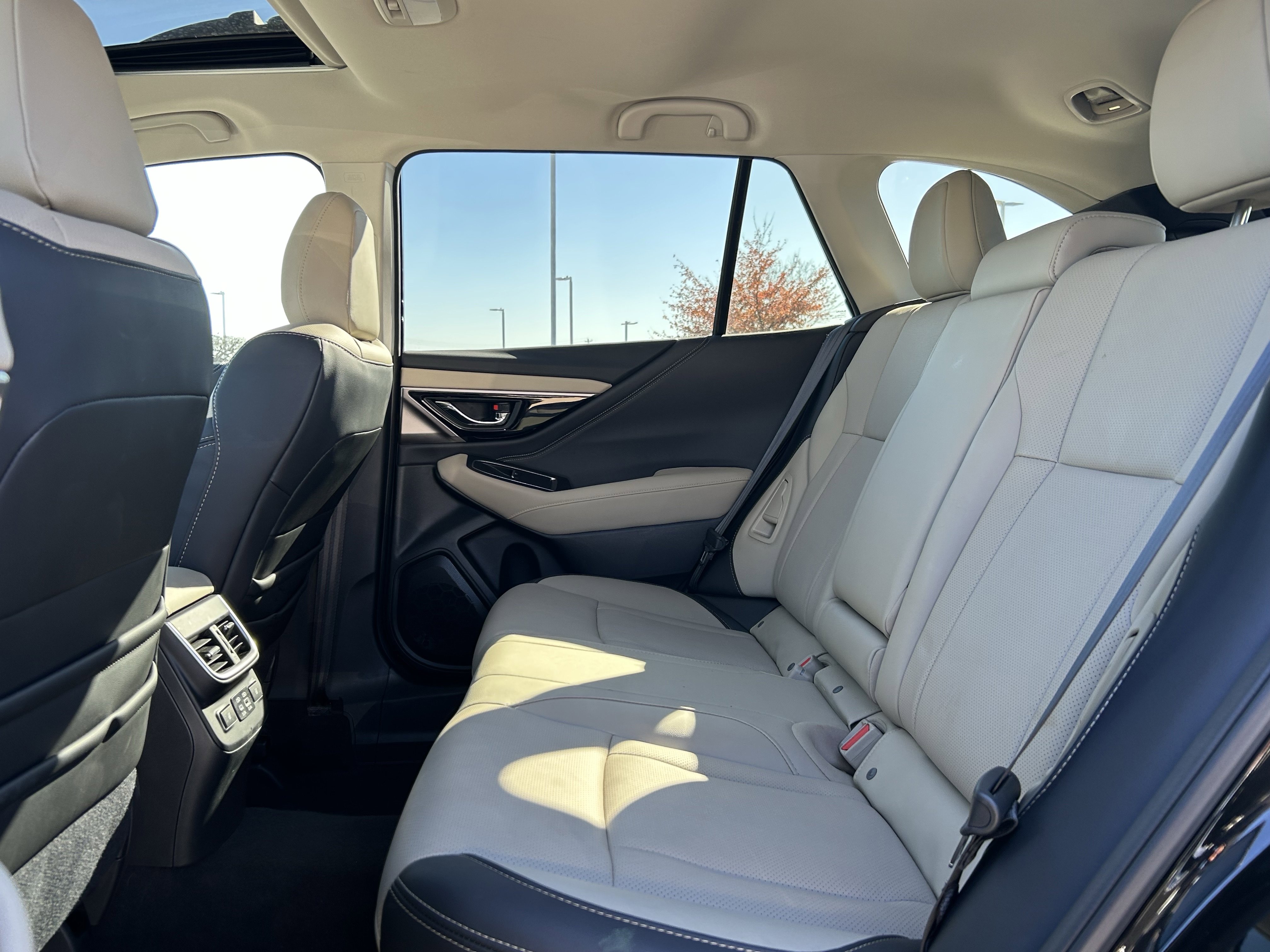 Certified 2025 Subaru Outback Limited w/ Popular Package #2 image 22