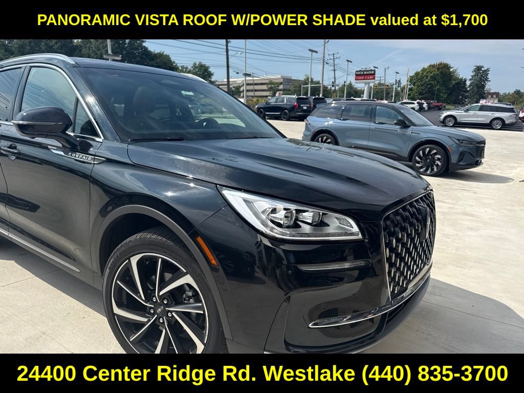 Used 2023 Lincoln Corsair Reserve w/ Equipment Group 201A AWD/4WD image 4