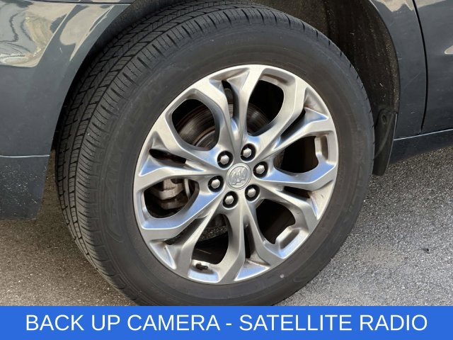 Used 2020 Buick Enclave Avenir w/ Avenir Technology Package AWD/4WD image 6