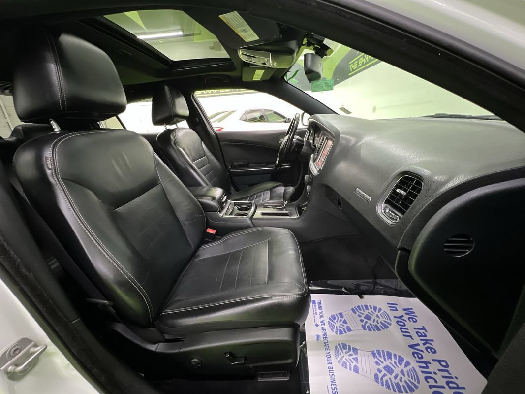 Used 2011 Dodge Charger Rallye RWD image 27